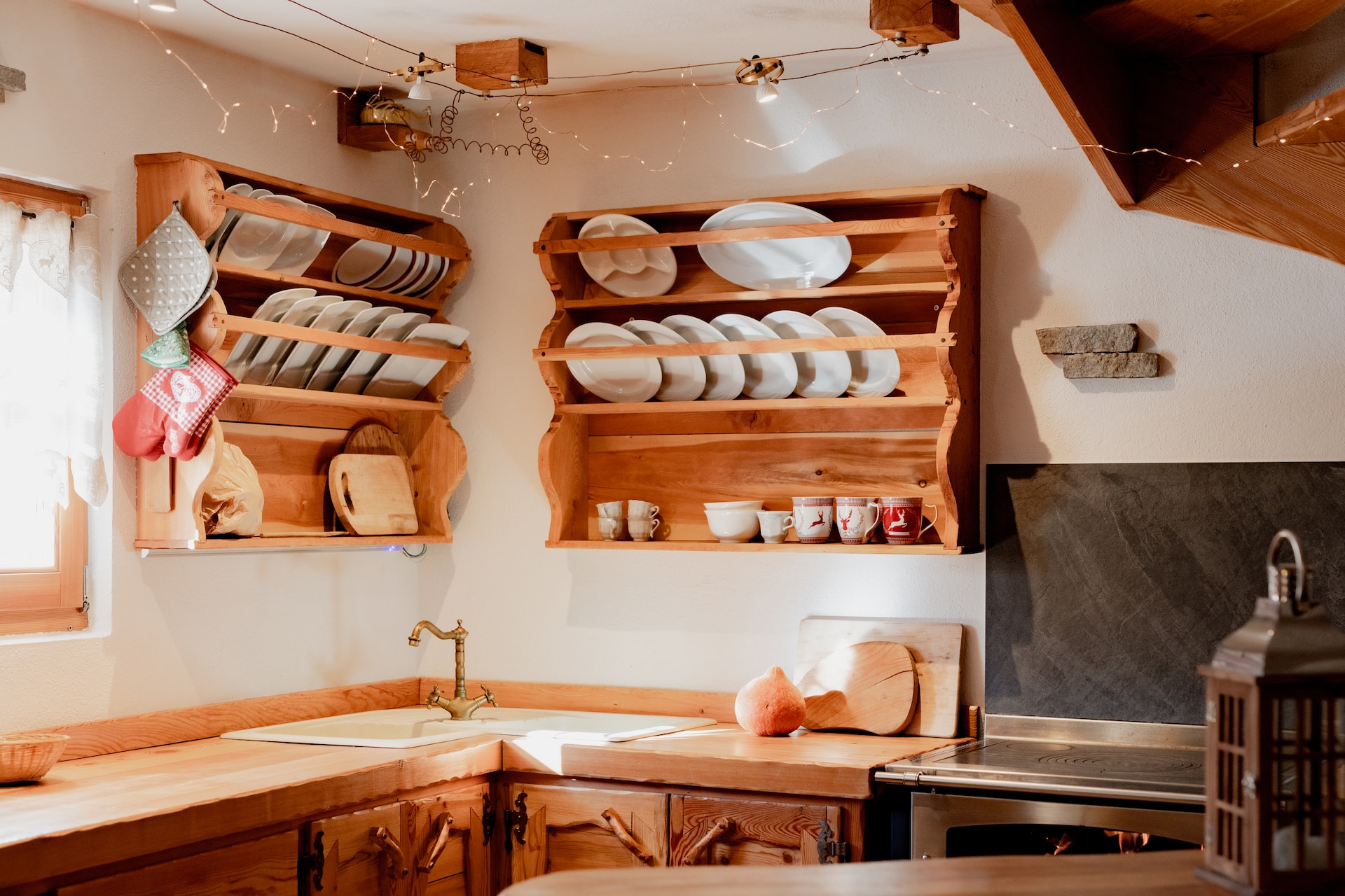 Master the Art of Transitional Kitchen Design with Jatoba Kitchens