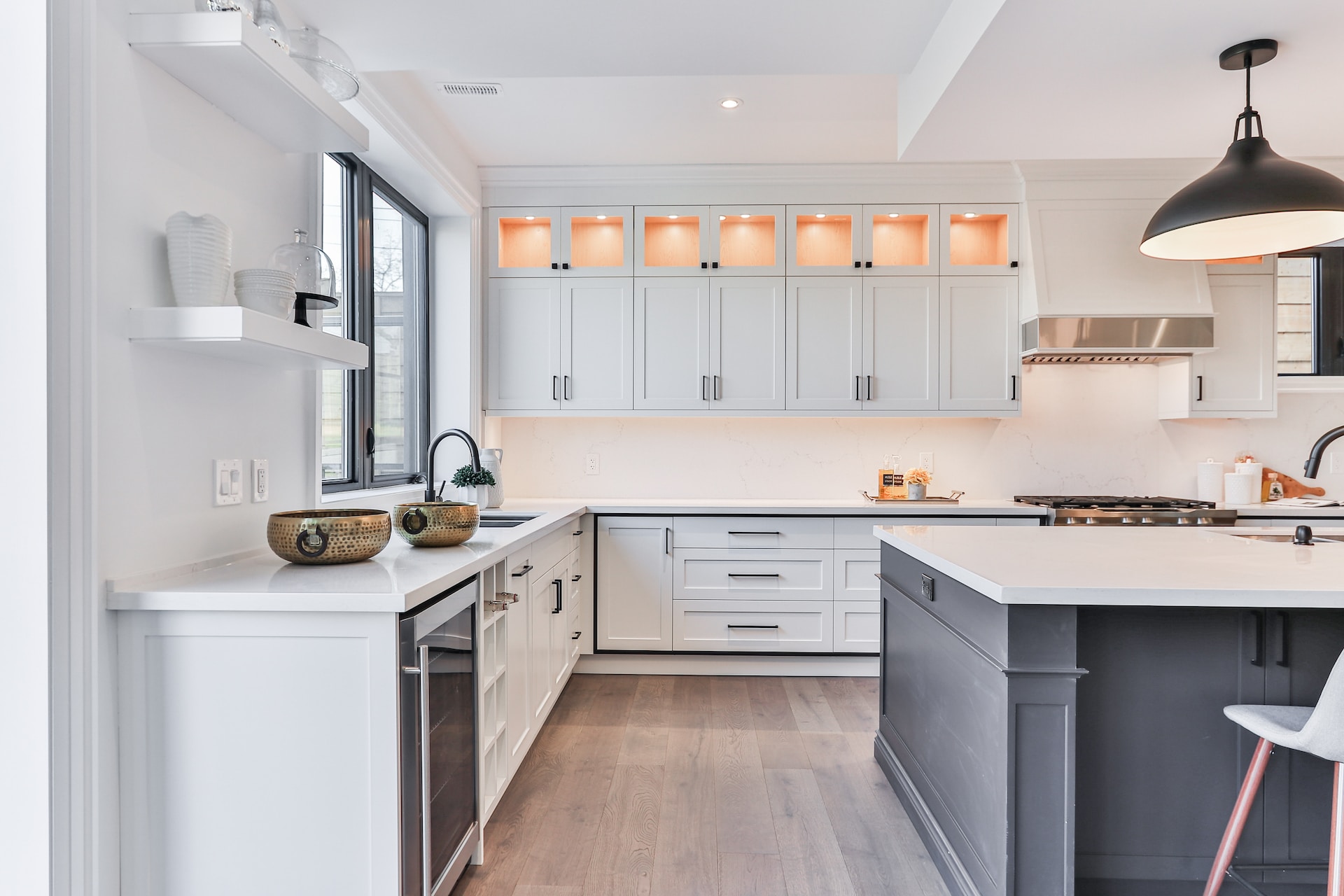 Custom Cabinetry Solutions for Efficient Kitchen Storage