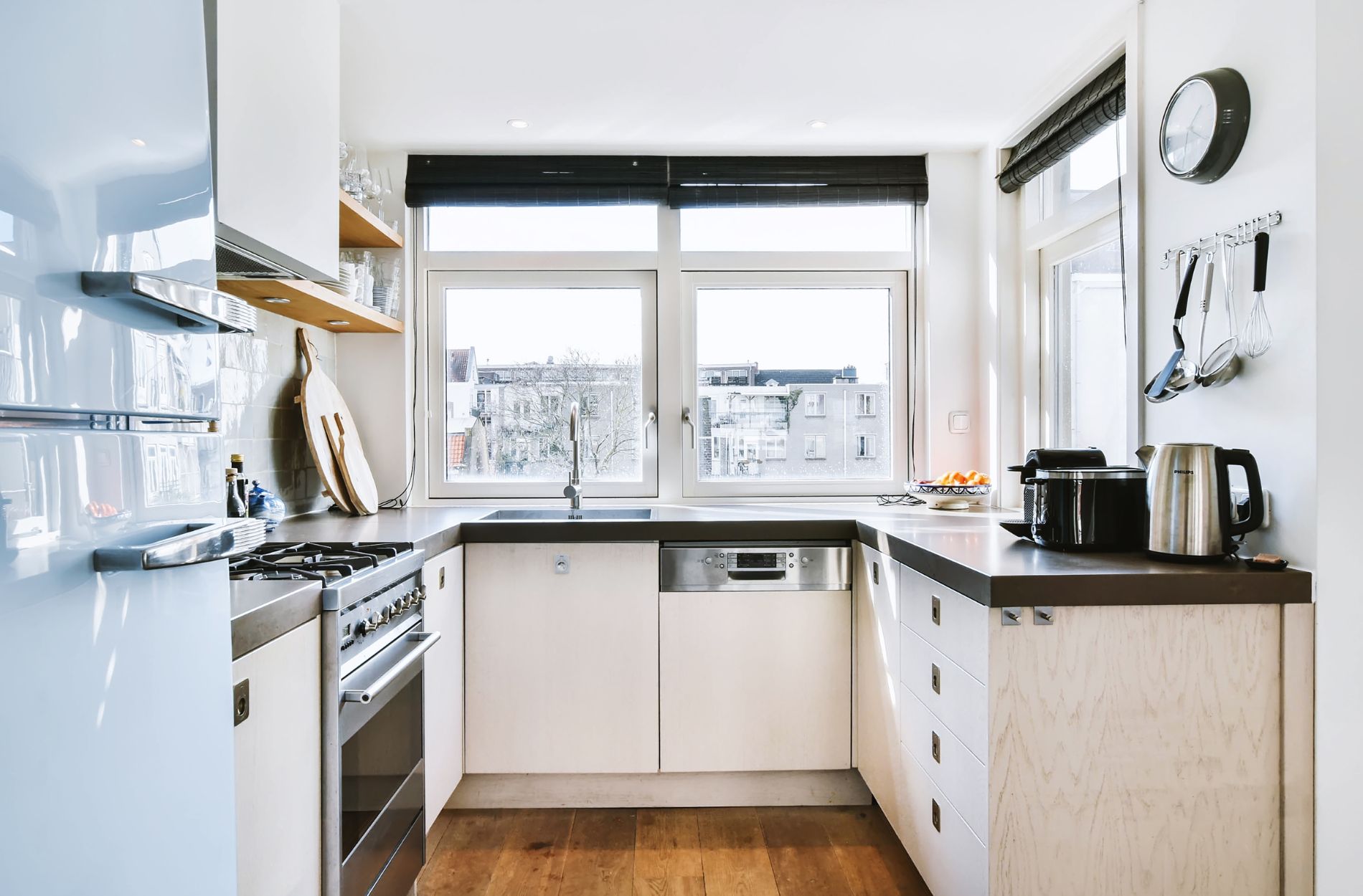 A Guide to Smart Storage Solutions for Small Kitchens