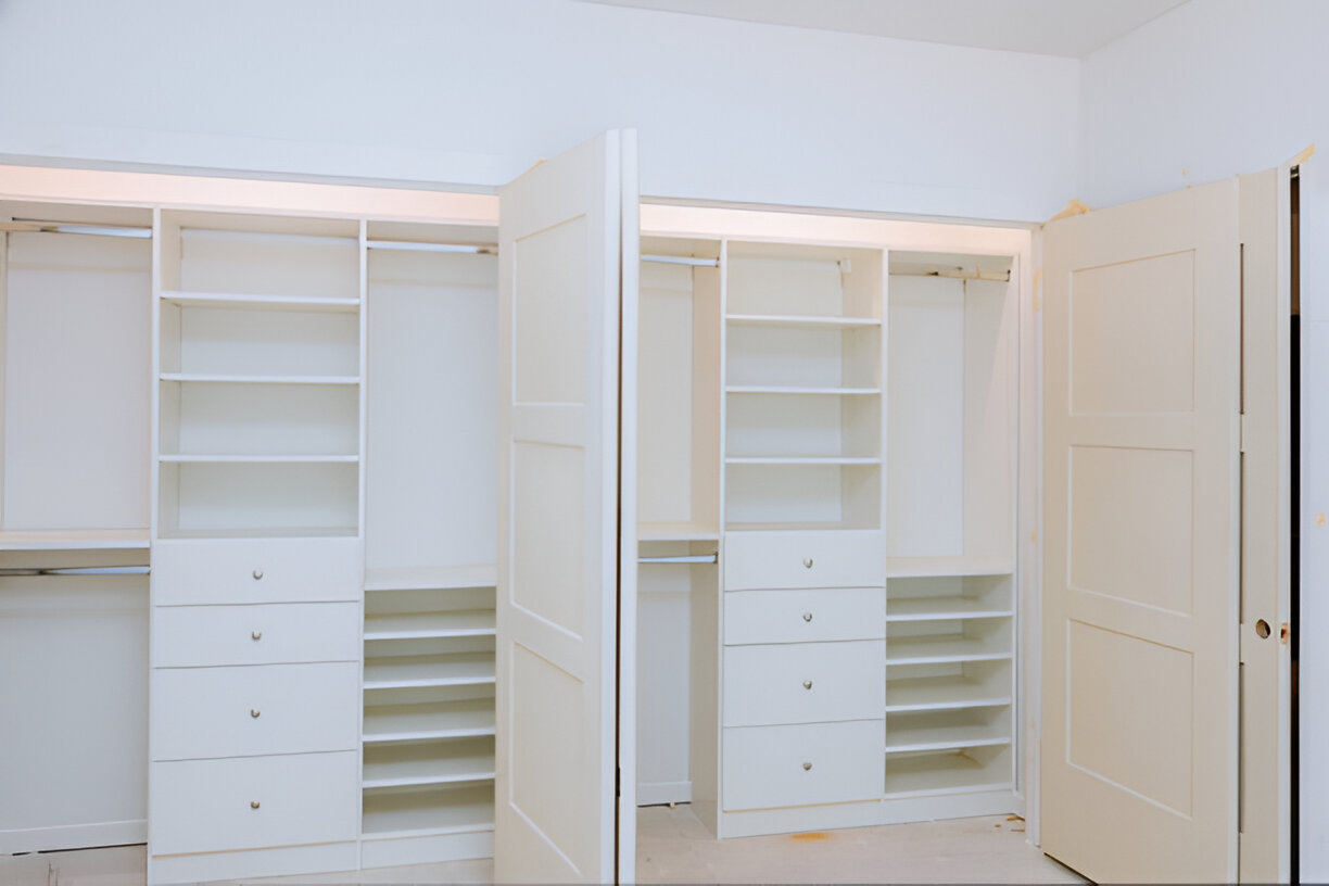 Custom reach in closet Toronto