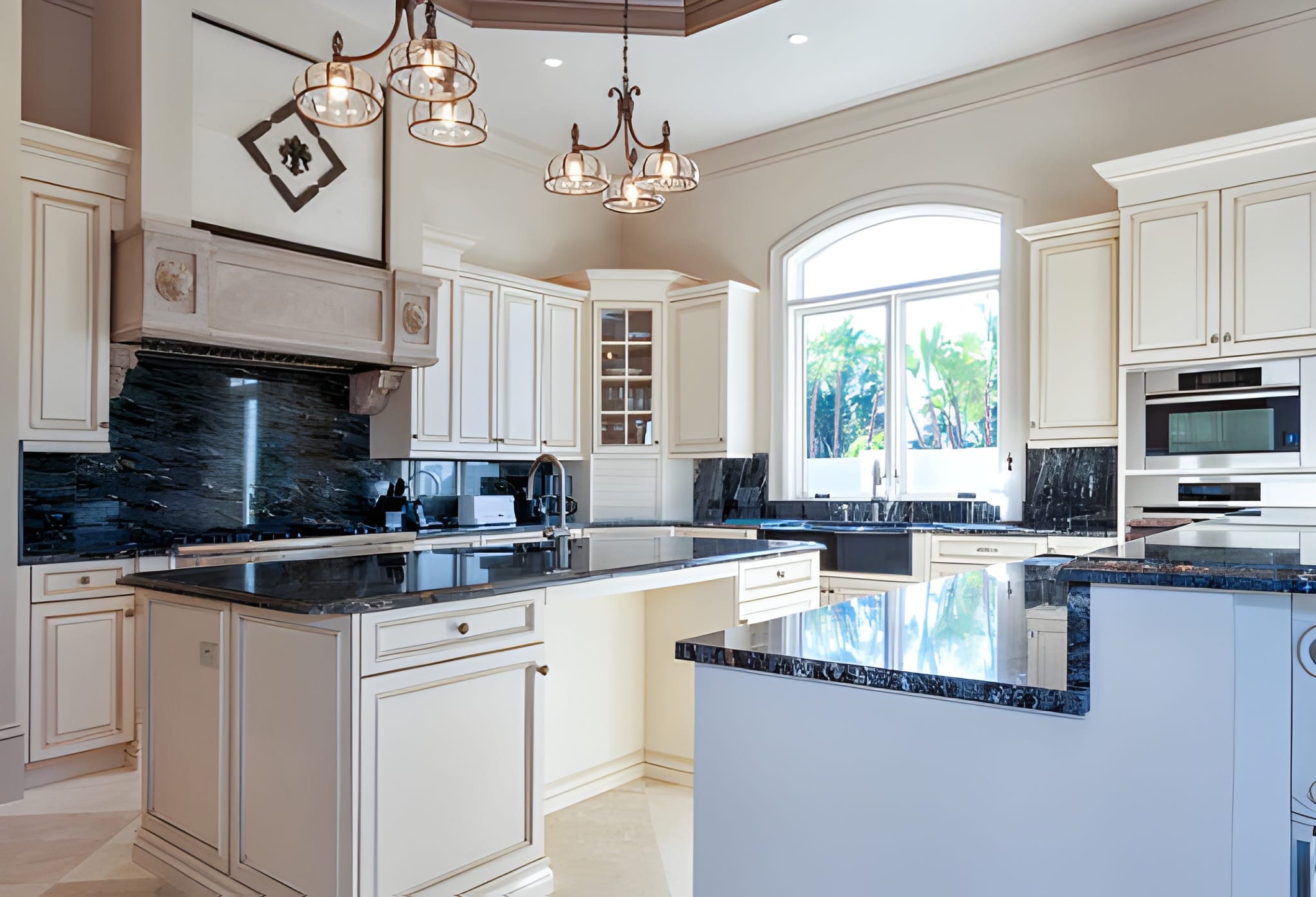 Modern, Transitional, or Classic: Which Custom Kitchen Style Fits Your Toronto Home?