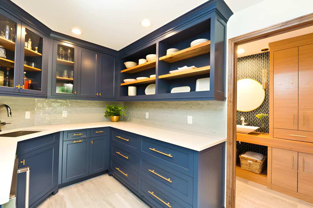 How to Choose the Right Door Style for Custom Kitchen Cabinets
